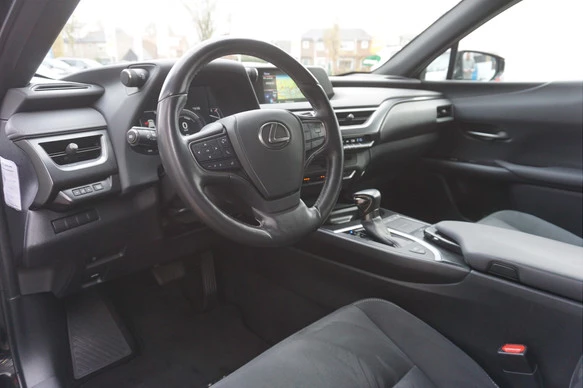 Lexus UX - Afbeelding 15 van 21