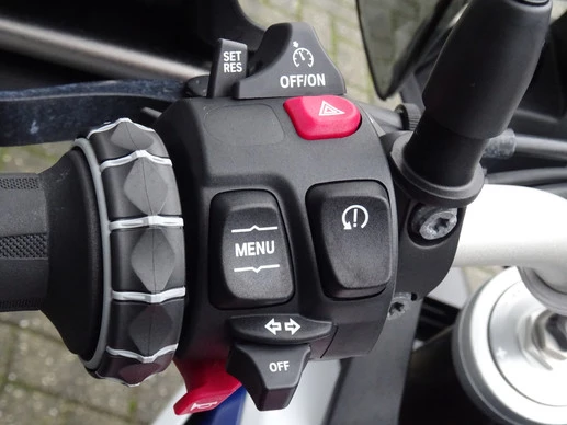 BMW F 900 GS - Afbeelding 10 van 17