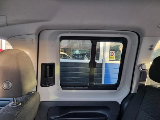 Volkswagen Caddy Maxi - Afbeelding 25 van 28