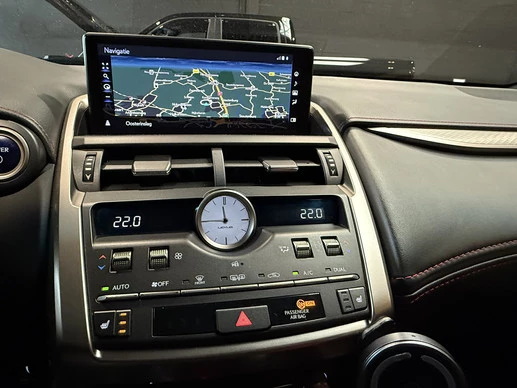 Lexus NX - Afbeelding 24 van 30