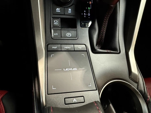 Lexus NX - Afbeelding 27 van 30