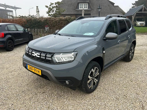 Dacia Duster - Afbeelding 1 van 30