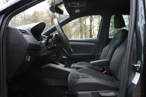 SEAT Arona - Afbeelding 4 van 30