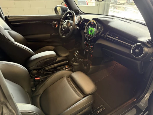 MINI Cooper - Afbeelding 26 van 30