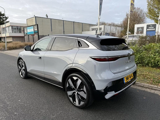 Renault Megane E-Tech - Afbeelding 3 van 30