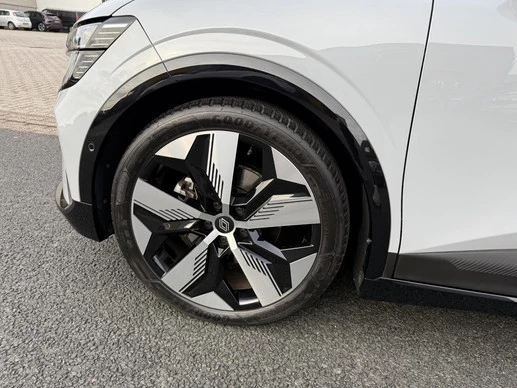 Renault Megane E-Tech - Afbeelding 7 van 30