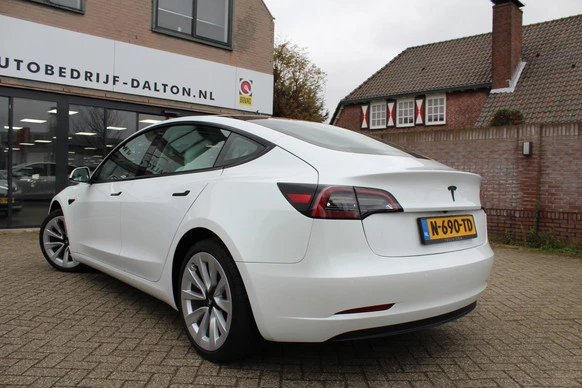 Tesla Model 3 - Afbeelding 3 van 20