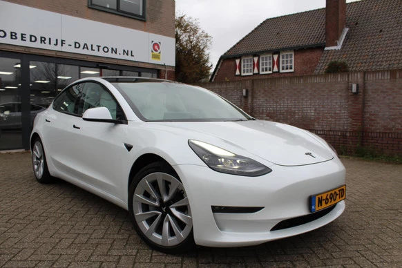 Tesla Model 3 - Afbeelding 17 van 20