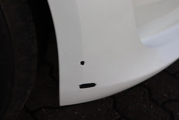 Tesla Model 3 - Afbeelding 17 van 30