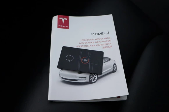 Tesla Model 3 - Afbeelding 3 van 30