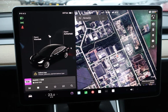 Tesla Model 3 - Afbeelding 11 van 30