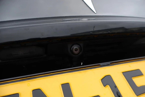 Tesla Model 3 - Afbeelding 21 van 30