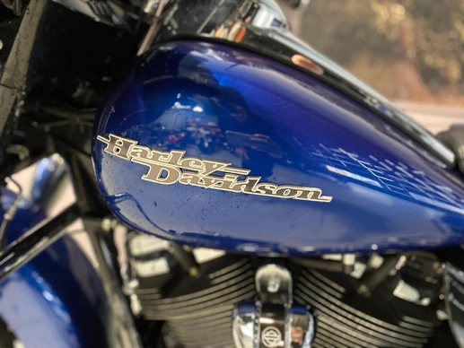 Harley-Davidson Street Glide - Afbeelding 10 van 13