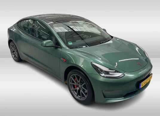 Tesla Model 3 - Afbeelding 5 van 27