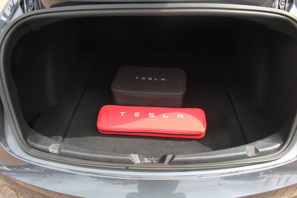 Tesla Model 3 - Afbeelding 11 van 27