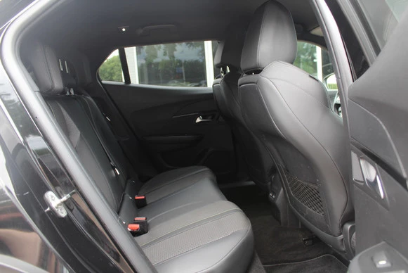 Peugeot e-2008 - Afbeelding 11 van 28