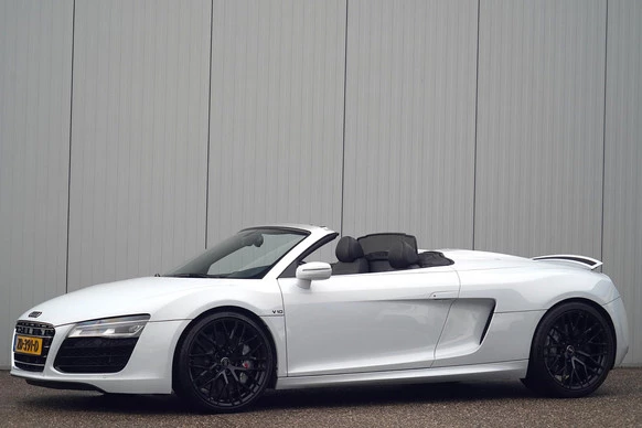 Audi R8 - Afbeelding 1 van 30