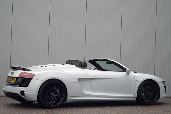 Audi R8 - Afbeelding 2 van 30