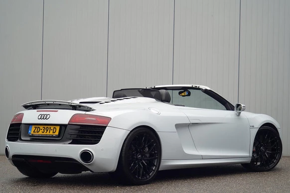 Audi R8 - Afbeelding 8 van 30