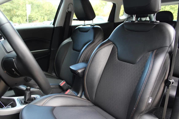 Jeep Compass - Afbeelding 12 van 30