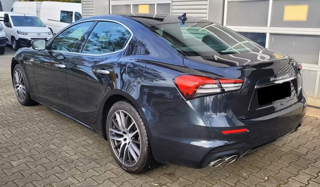 Maserati Ghibli - Afbeelding 3 van 13
