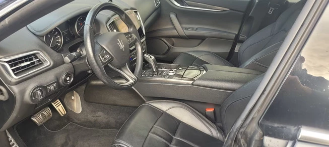 Maserati Ghibli - Afbeelding 5 van 13