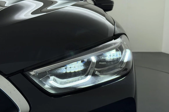 BMW M8 - Afbeelding 11 van 30