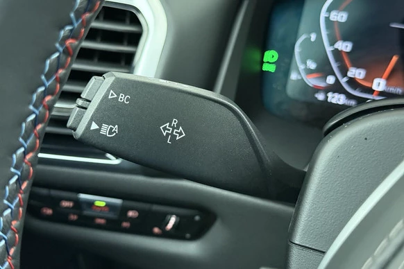 BMW M8 - Afbeelding 29 van 30