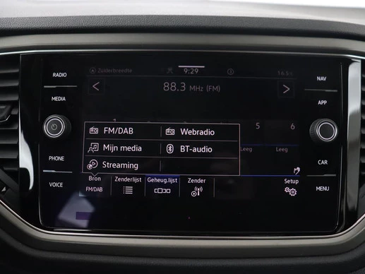 Volkswagen T-Roc - Afbeelding 16 van 30