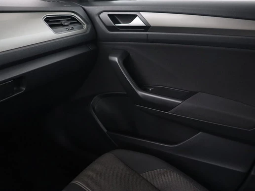 Volkswagen T-Roc - Afbeelding 21 van 30