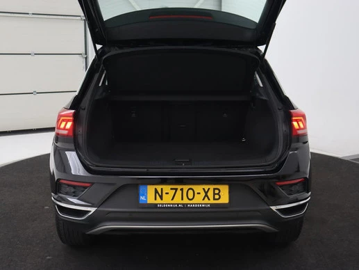 Volkswagen T-Roc - Afbeelding 23 van 30