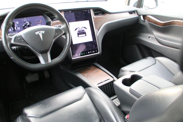 Tesla Model X - Afbeelding 9 van 19