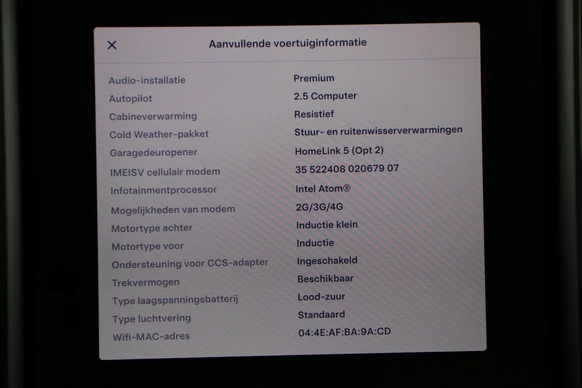 Tesla Model X - Afbeelding 17 van 19