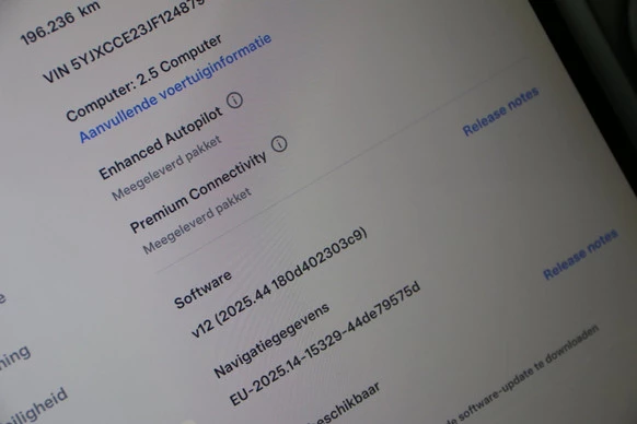 Tesla Model X - Afbeelding 18 van 19