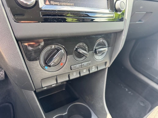 Škoda Rapid - Afbeelding 6 van 30