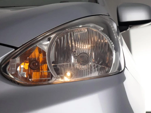 Mitsubishi Space Star - Afbeelding 25 van 30