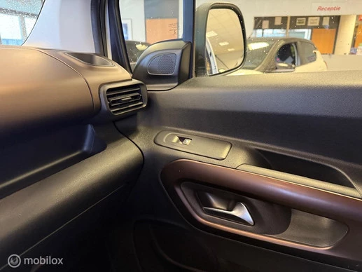 Peugeot Partner - Afbeelding 19 van 23