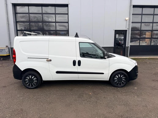 Opel Combo - Afbeelding 14 van 16