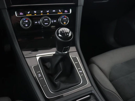 Volkswagen Golf - Afbeelding 9 van 30