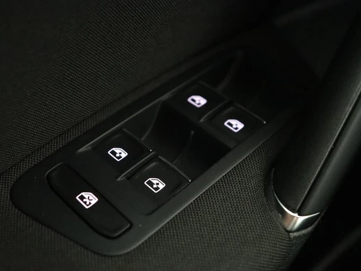 Volkswagen Golf - Afbeelding 10 van 30