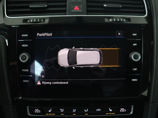 Volkswagen Golf - Afbeelding 13 van 30