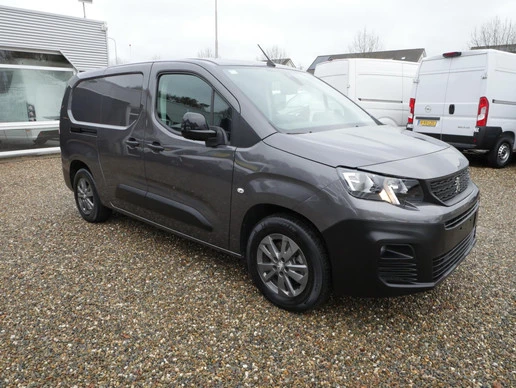 Peugeot Partner - Afbeelding 1 van 21