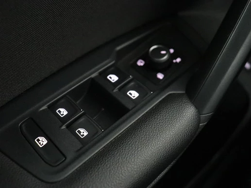 Volkswagen Tiguan - Afbeelding 18 van 30