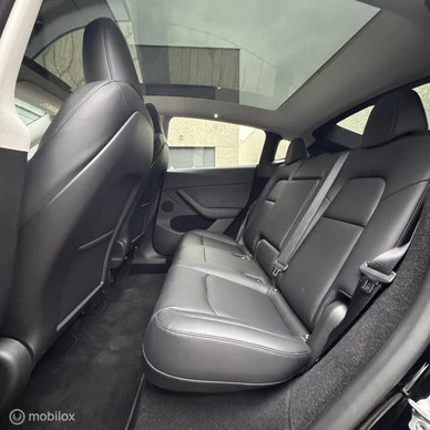 Tesla Model Y - Afbeelding 10 van 23