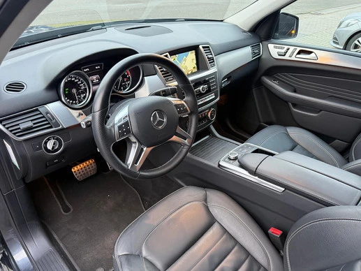 Mercedes-Benz M-Klasse - Afbeelding 21 van 30