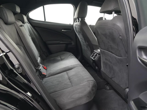Lexus UX - Afbeelding 25 van 30