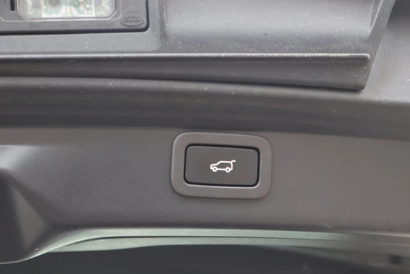 Jaguar I-PACE - Afbeelding 16 van 30