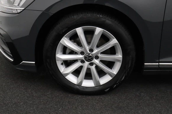 Volkswagen Passat - Afbeelding 7 van 30