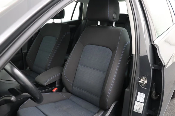 Volkswagen Passat - Afbeelding 9 van 30