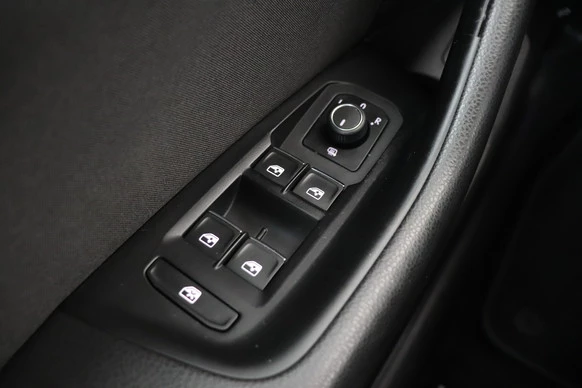 Volkswagen Passat - Afbeelding 17 van 30